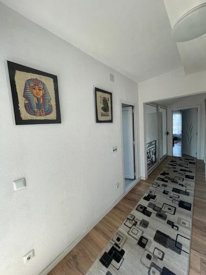 38 Apartment 1 Pristina Exteriör bild